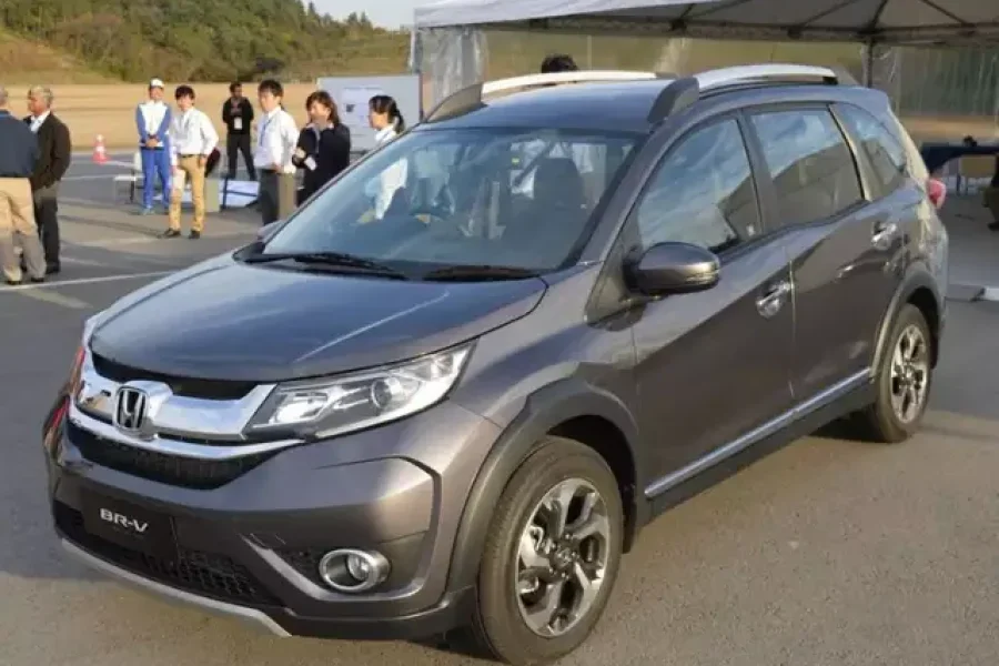 Honda BRV (Rent a car)
